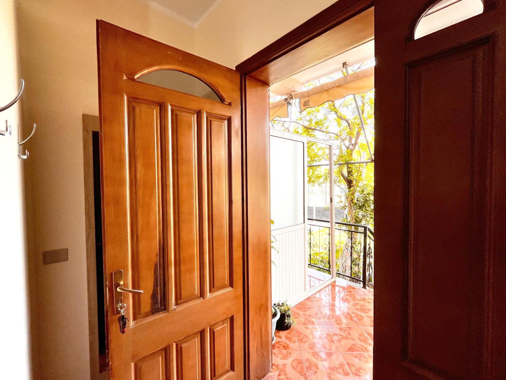 Beach & Chill Apartments Vlorë Buitenkant foto