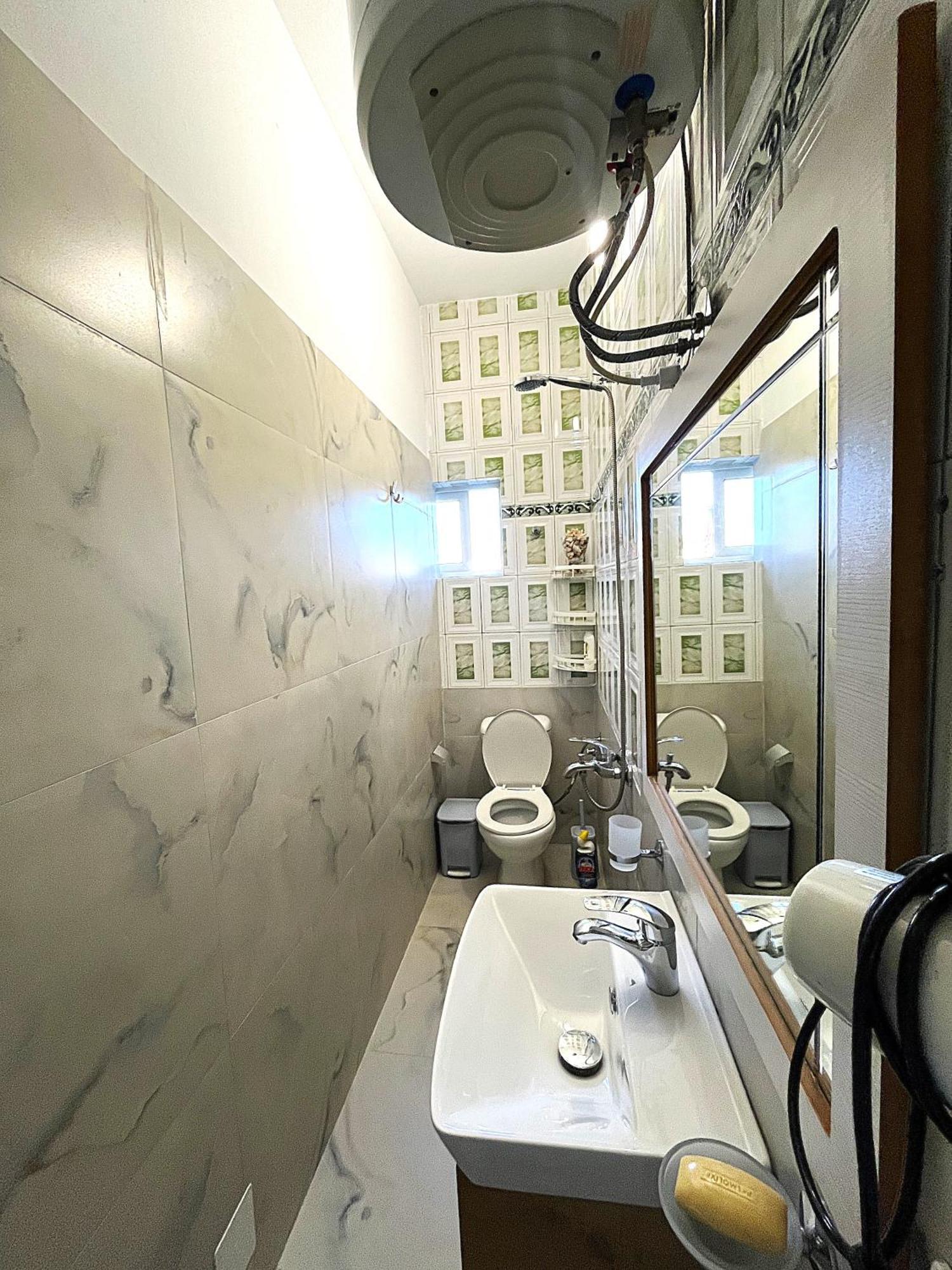 Beach & Chill Apartments Vlorë Buitenkant foto